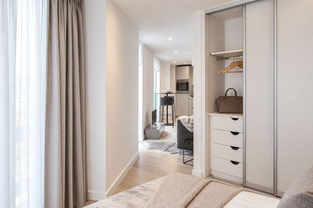 Flat 23, Pinnacle Apts, Croydon photo 5