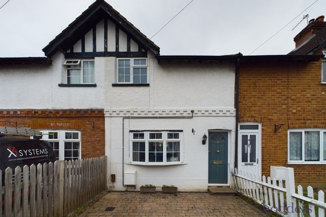 Thumbnail Terraced house for sale in Kings Road, New Haw, Surrey