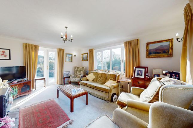 Stonefield House, Foundry Road, Ryhall photo 3