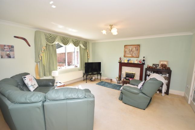 Marlins Brook, 17, St Alkmunds Meadows, Whitchurch photo 4