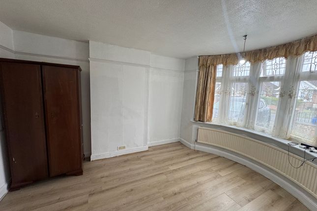 7, Welbury Avenue, Luton photo 2