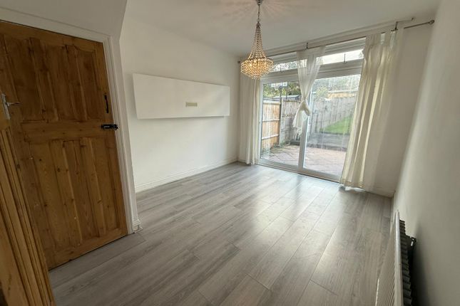 73, Potter Street, Northwood photo 4