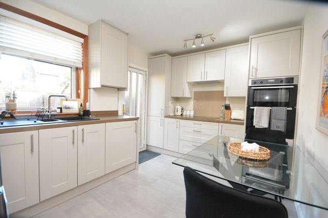 7 Ritchie Place, Grangemouth photo 3