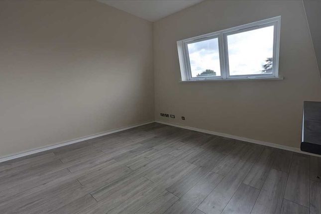 Peregrine House, Ware photo 2