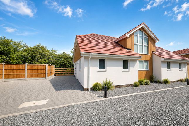 3-bed house on Plot 2,, Apple Tree Yard, Elsenham, £600,000