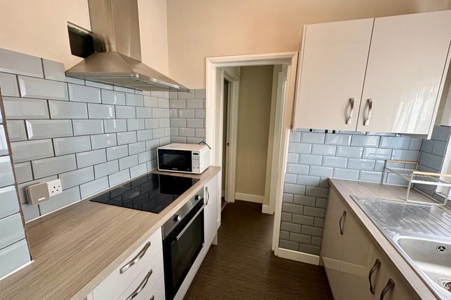 Flat 3, 10, Belmont Road, Southampton photo 2