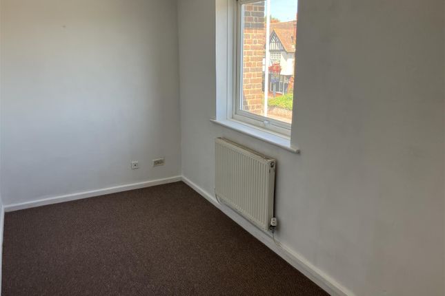 8, Becket Court, Worthing photo 5