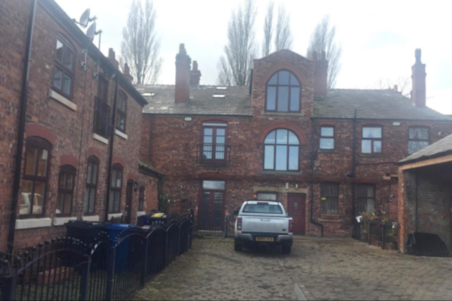 Thumbnail Cottage for sale in Warrington Road, Abram, Wigan