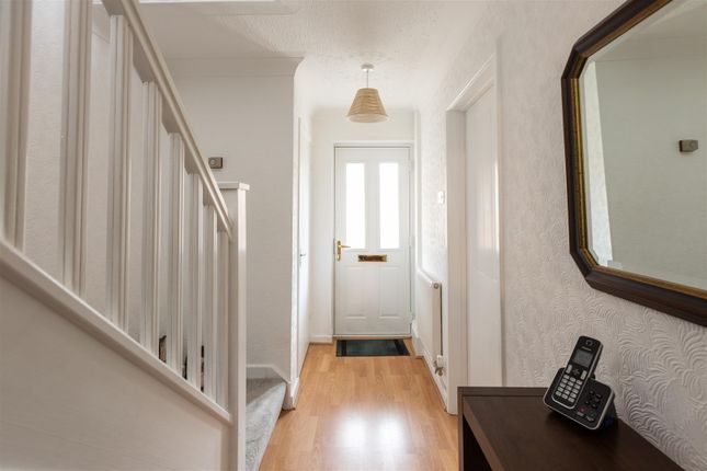 11, Clos Cefn Brith, Llanelli photo 2