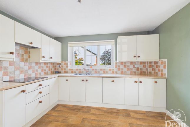 Ashbourne, 7, Deer Park, Lydney photo 3
