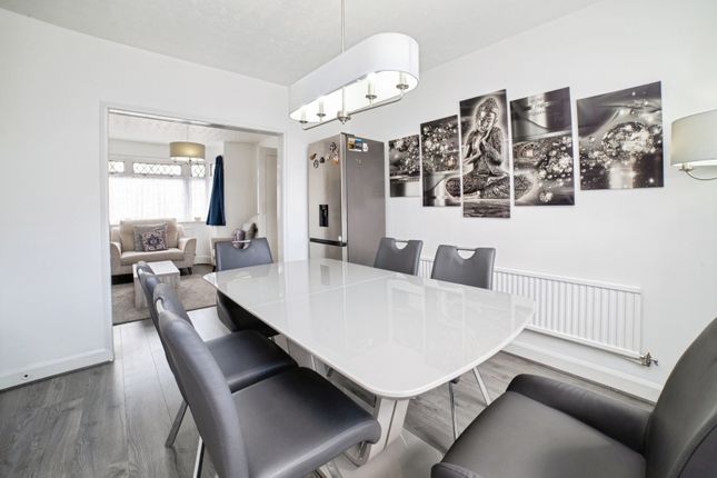 19, Violet Hill, Nottinghamshire photo 4