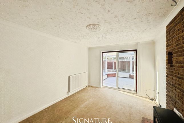 25 Anthony Drive, Leicester photo 4