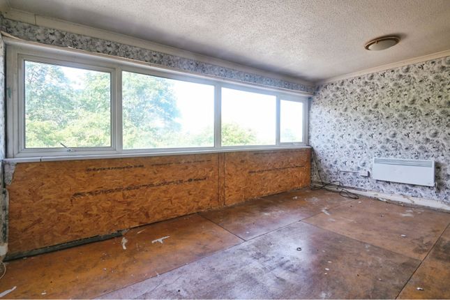 20, Woodlands Way, Birmingham photo 3
