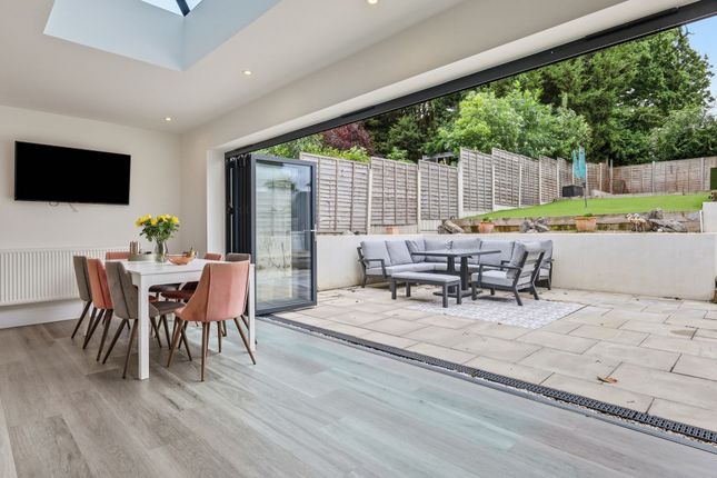 16 Graylands, Epping photo 2