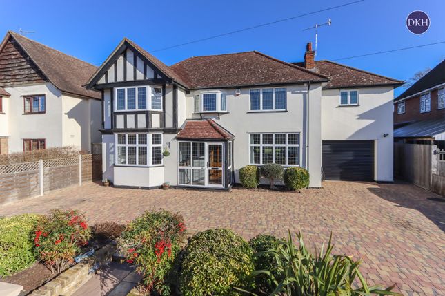 Thumbnail Detached house for sale in Woodland Drive, Watford, Hertfordshire