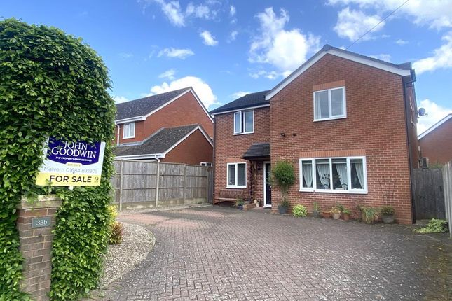 Thumbnail Detached house for sale in Winnington Gardens, Hanley Swan, Worcestershire