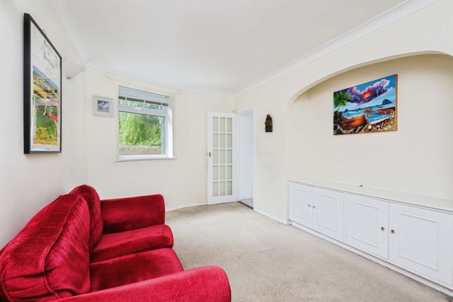 Flat 3, Vernon Lodge, 6, Spencer Road, Eastbourne photo 2
