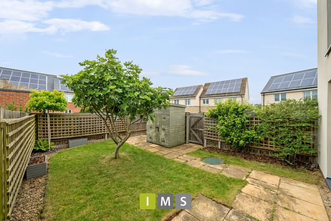 5 Morello Close, Bicester photo 4