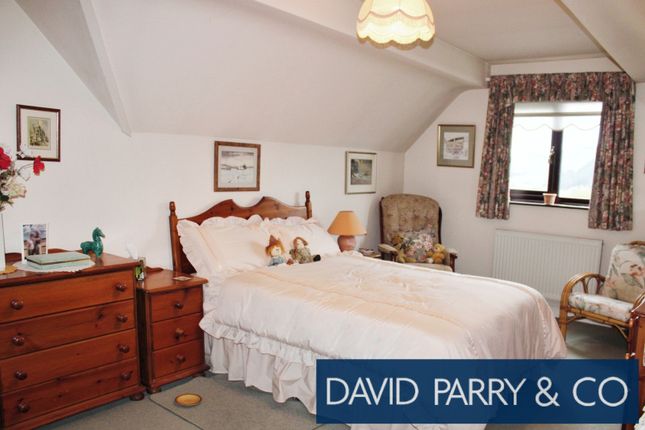 Modern Detached 4 Bed House, Knighton