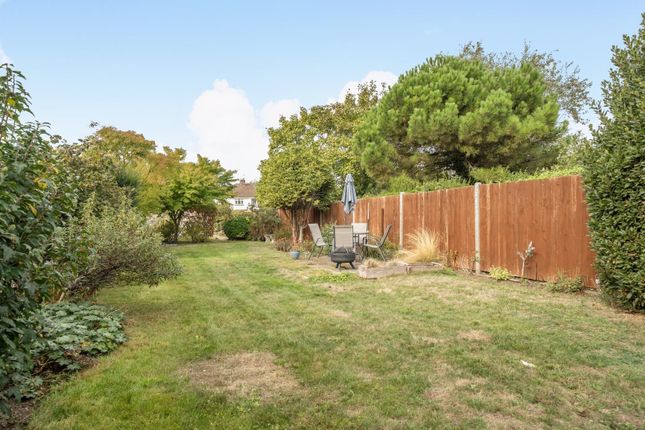 35, Orchard Grove, Aylesford photo 2