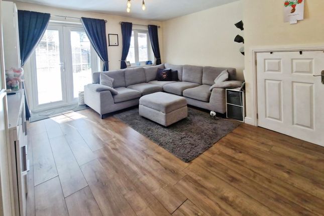 1, Charlton Fold, Manchester photo 2