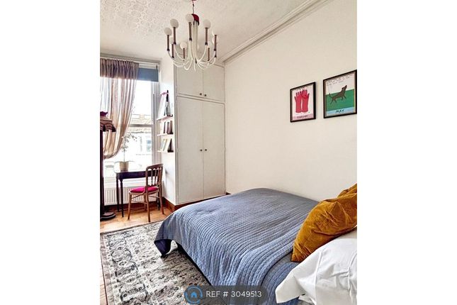 Flat C, Lillie Road, London photo 3