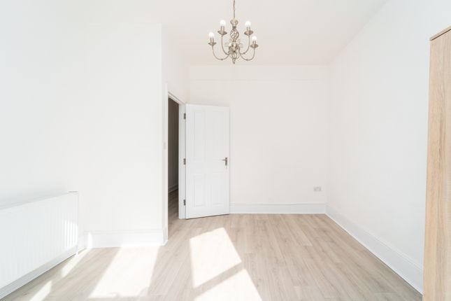 Ground Floor, 27, Ranelagh Road, Turnpike Lane Hornsey photo 4