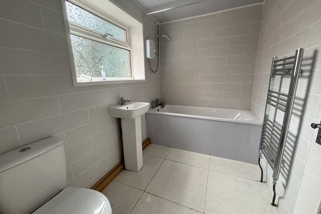 20, Oliver Street, Doncaster photo 2