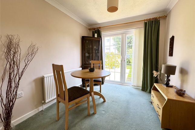 2, Tresillian Close, Walkford photo 4