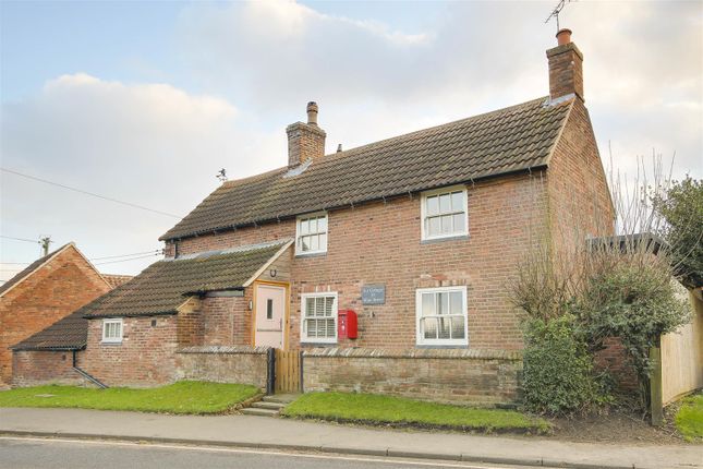 Cottage for sale in Main Street, Upton, Newark, Nottinghamshire