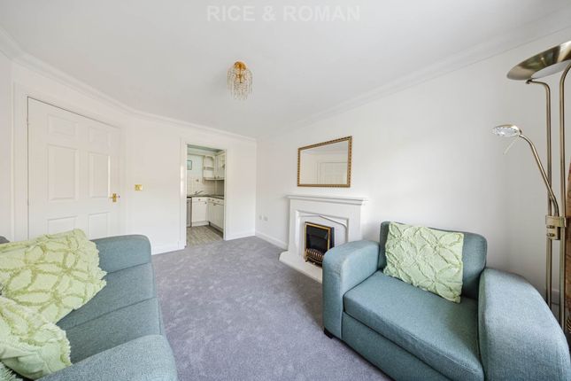 18 Academy Gate, London Road, Camberley photo 3