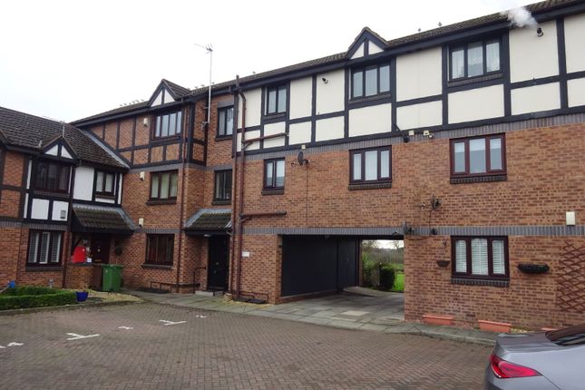 2-bed flat on 3, Herons Court, Lydiate, £150,000