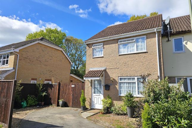 End terrace house for sale in Bluebell Close, Locks Heath, Southampton