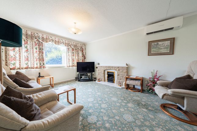 40 Crane Ley Road, Leicester photo 3