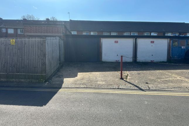 garage 1, Beverley Drive, Edgware photo 3