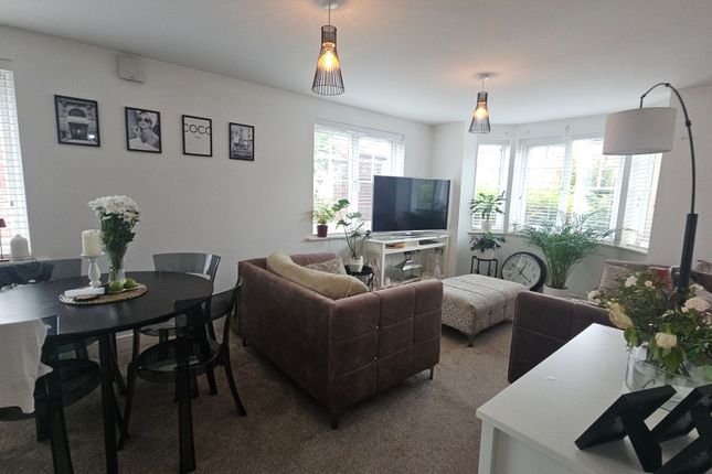 130 Durham Drive, Chorley photo 2
