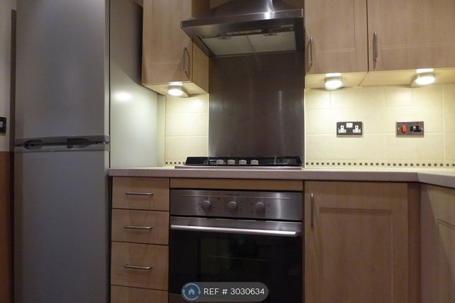 Flat, Masters House Coxhill Way, Aylesbury photo 3