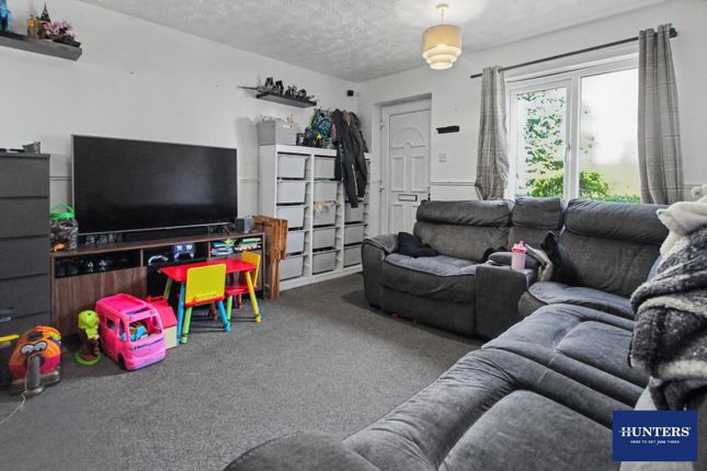27, Vivien Road, Bradford photo 4