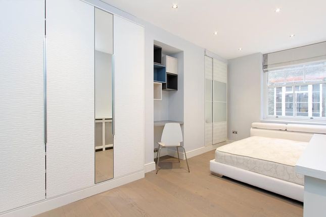 Flat to rent in Chiltern St, Marylebone