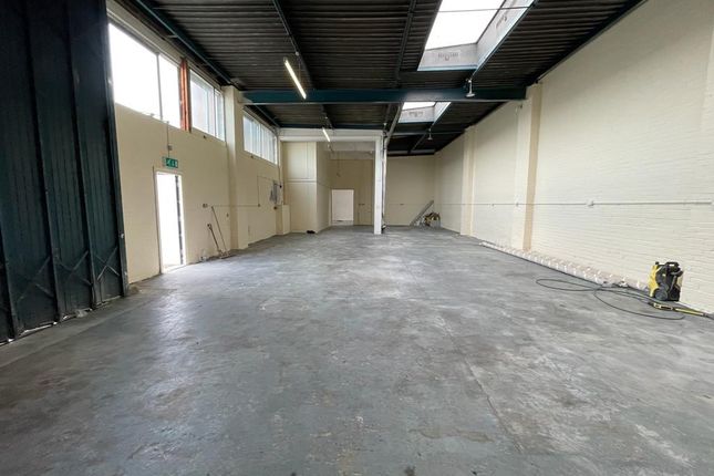Thumbnail Light industrial to let in Tamian Way, Hounslow