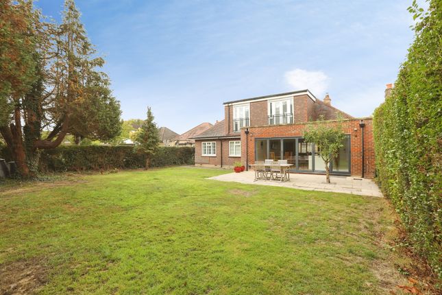 North Road, Crawley photo 2