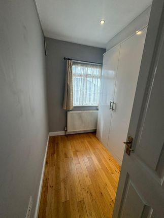 Thumbnail Semi-detached house to rent in North Hyde Lane, Hounslow