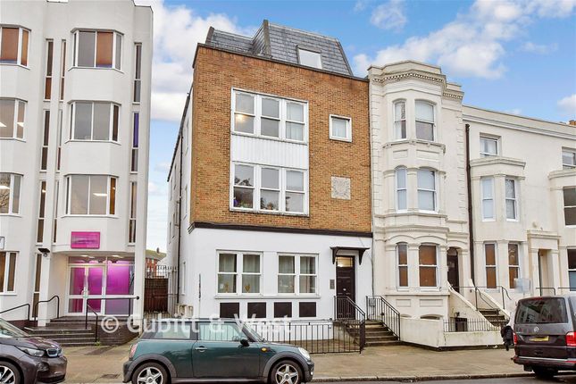 3-bed flat on 6C, Landport Terrace, Portsmouth, £190,000