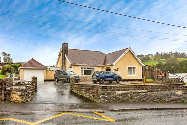 3-bed house on Greenacres,, Llanybydder, Carmarthenshire, £349,995
