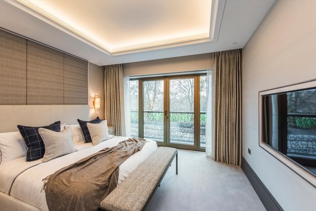 Flat for sale in Clarges Street, Mayfair, London