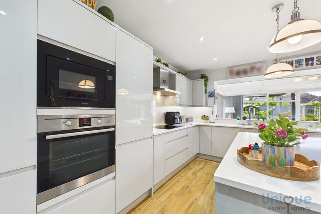 214, West Drive, Thornton-Cleveleys photo 4