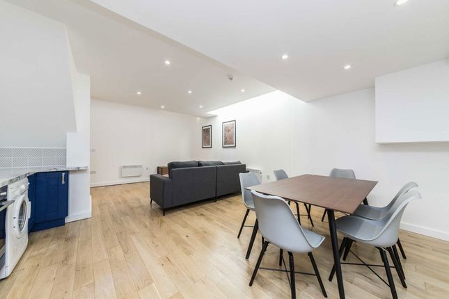 Flat 2, 46, Kepler Road, London photo 4