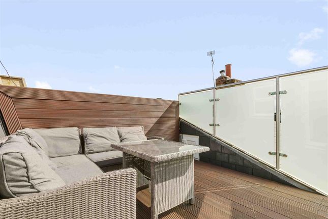 55a, Wardo Avenue, London photo 3