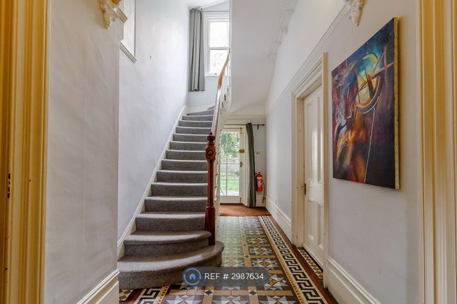 Room G, Knatchbull Road Camberwell, London photo 3