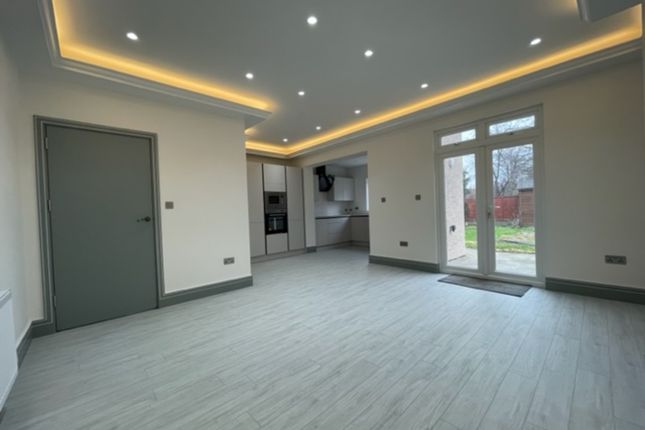 Thumbnail Terraced house for sale in Colliers Water Lane, Thornton Heath, Surrey